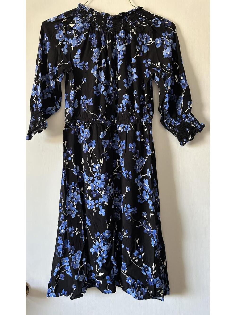 Talbots Petite P Black Blue Floral Smocked Midi Dress 3/4 Sleeve V Neck - Picture 3 of 6